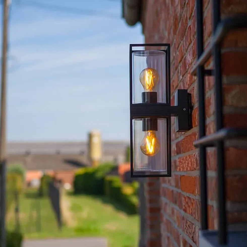 Wandleuchte quadratisch schwarz für stilvolle Outdoorbeleuchtung