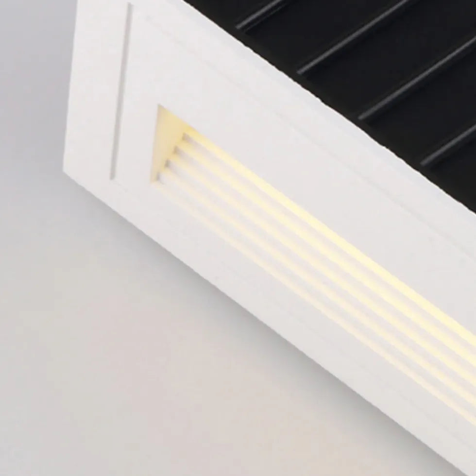 Black Solar Hybrid Linear Cole Metal & Acrylic Led Outdoor Solar