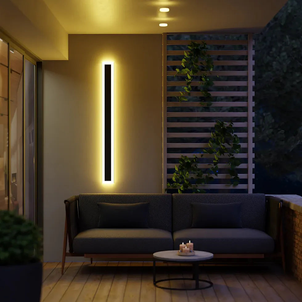 Black Outdoor Wall Light Linear Edge Metal & Acrylic Led