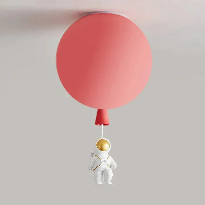 Babyzimmer Deckenleuchte mit bunten Ballons und Astronaut