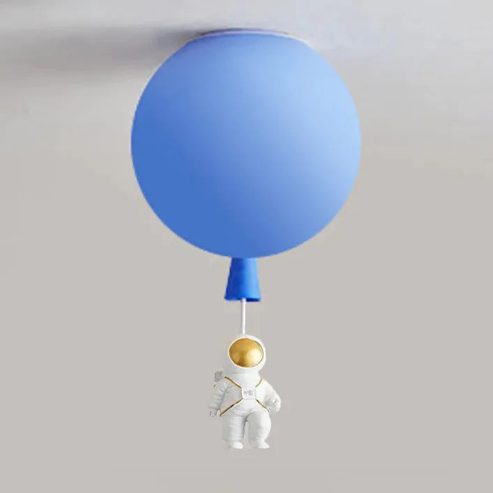 Babyzimmer Deckenleuchte mit bunten Ballons und Astronaut