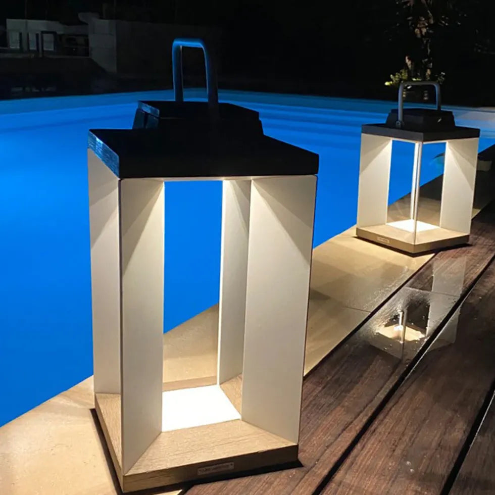 Kabellose LED Stehlampe für stilvolles Outdoor Ambiente