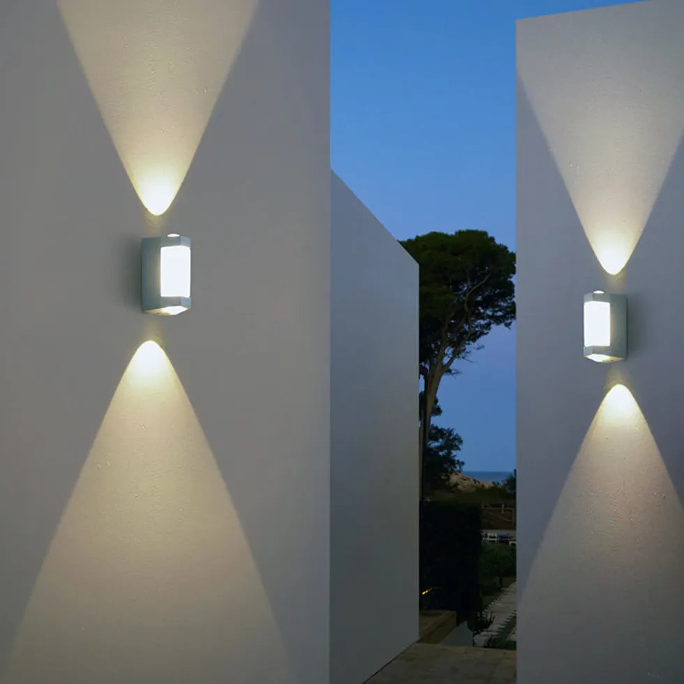 Black Up & Down Light Orr Metal Warm White Ip65 Outdoor